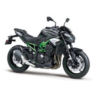 z900